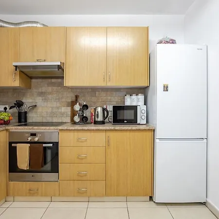 Panoramic Views In Peaceful Appartement Tala