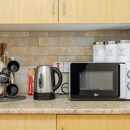 Panoramic Views In Peaceful Apartamento