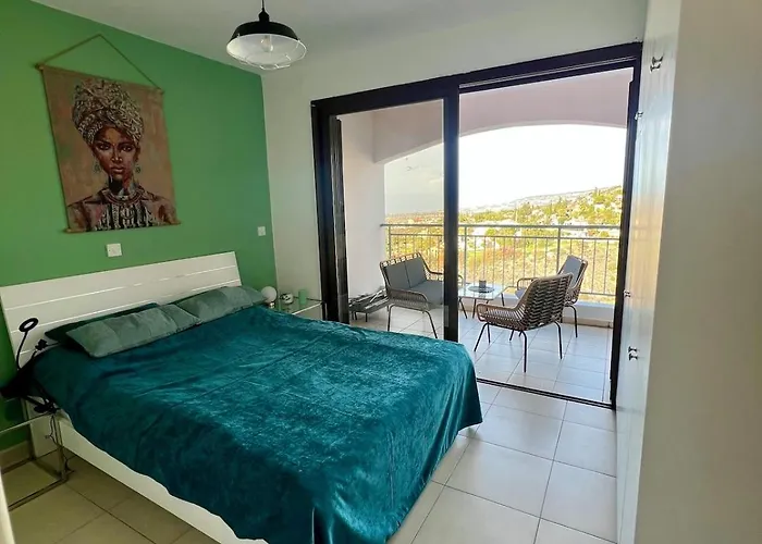 Panoramic Views In Peaceful *